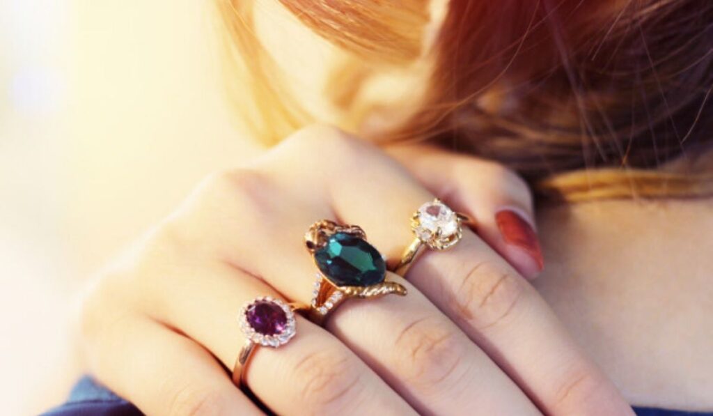 Benefits of wearing Alexandrite pendant
