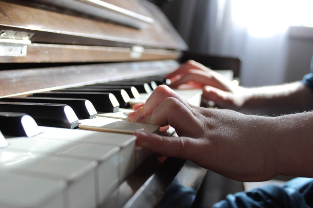 Step-By-Step Guide On How To Effectively Sell Your Piano: From Prepping To Pricing And Negotiation