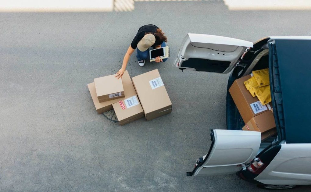 The Logistics of Speed: What Happens Behind the Scenes of Your Same-Day Delivery