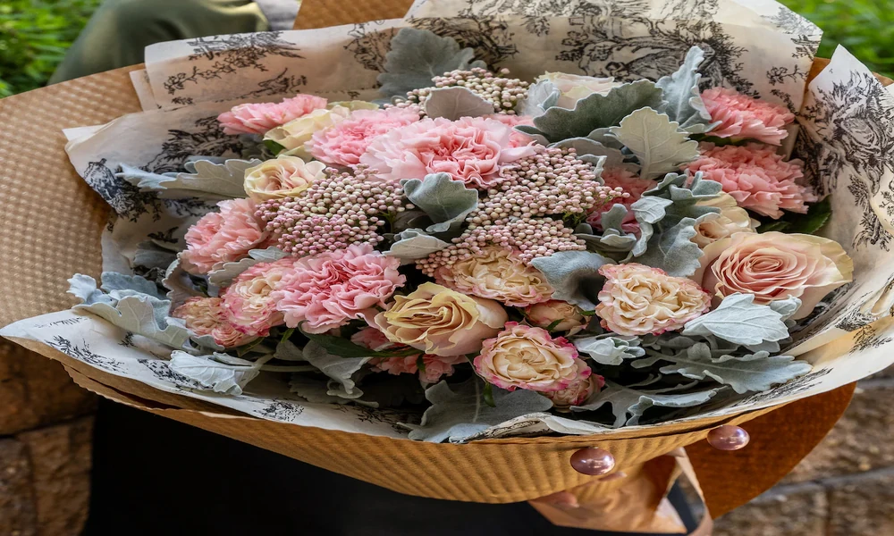 What Flowers Are Appropriate For A Funeral?